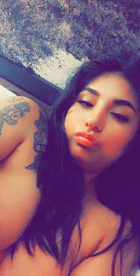 A Divine Feminine スター ヌード 画像