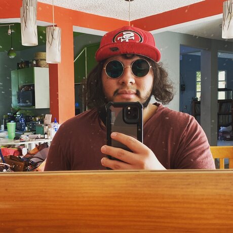 T4lisman アダルトスター 写真