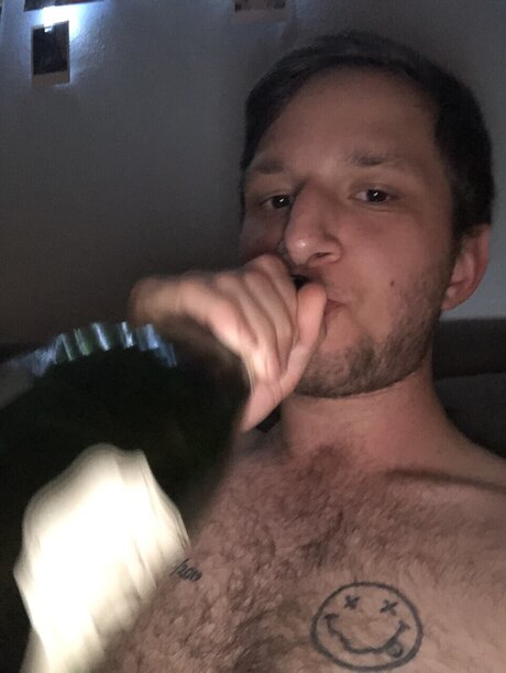 YeetOnFeet420 裸のモデル ギャラリー