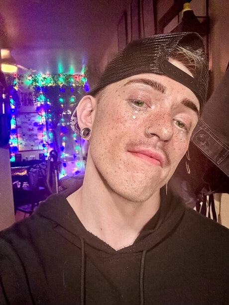 Trey Reyez xxxポルノスター アーカイブ