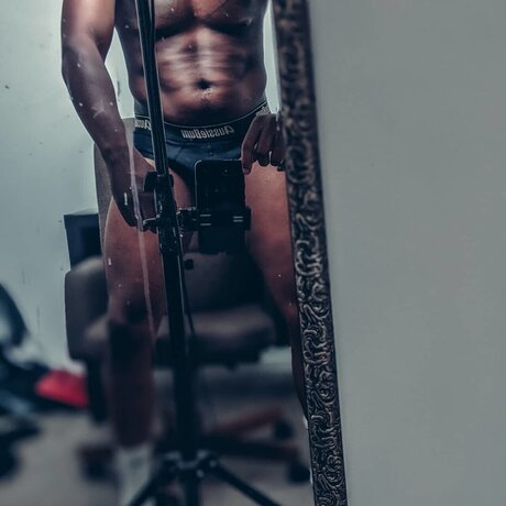 Drake Jaixon ホットスター 写真