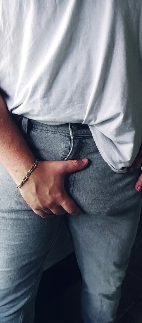 小柄なティーンオンリーファン ホットセクシー 写真