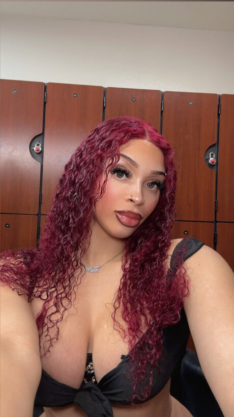 Toxiccc Alaysiah Brooks 美しいスター 写真