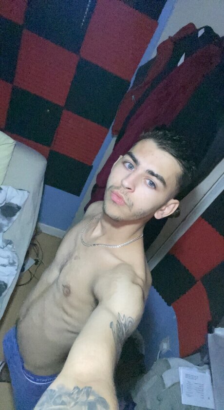 ゲイの乳首OnlyFans ホット裸 画像