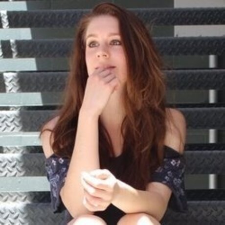 Edyta Krawiec エロティックなモデル アーカイブ