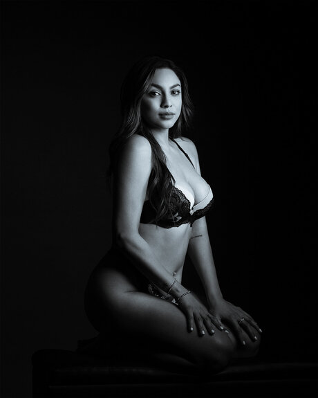 Nicole Sandoval 裸のモデル 写真