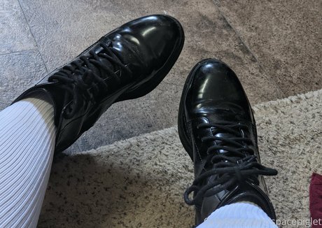 小柄なアジア人オンリーファンズ セクシーヌード ギャラリー