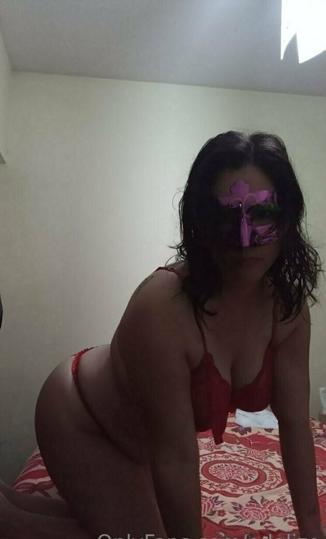 巨乳ゴスオンリーファンズ トップ ギャラリー