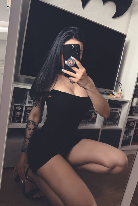 Dasha Doshik ポルノ女優 画像