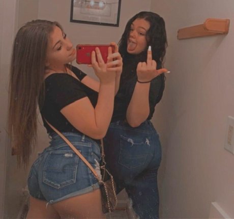 アジア人女性OnlyFans 無料セックス 画像