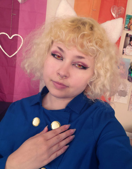 bunnyymilkk XXXモデル 写真