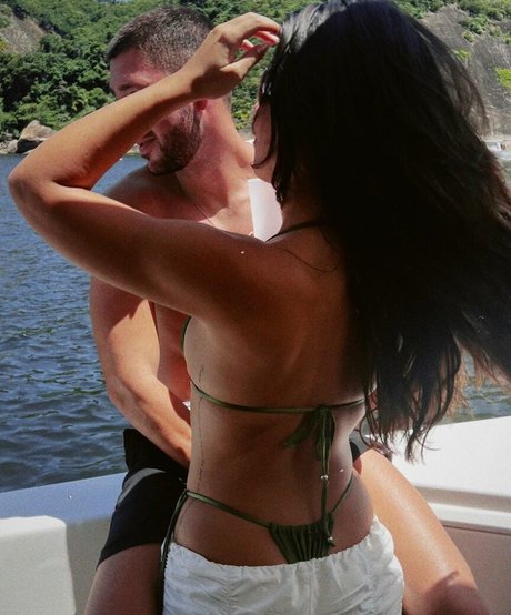 アナル舐めオンリーファンズ アートxxx 画像