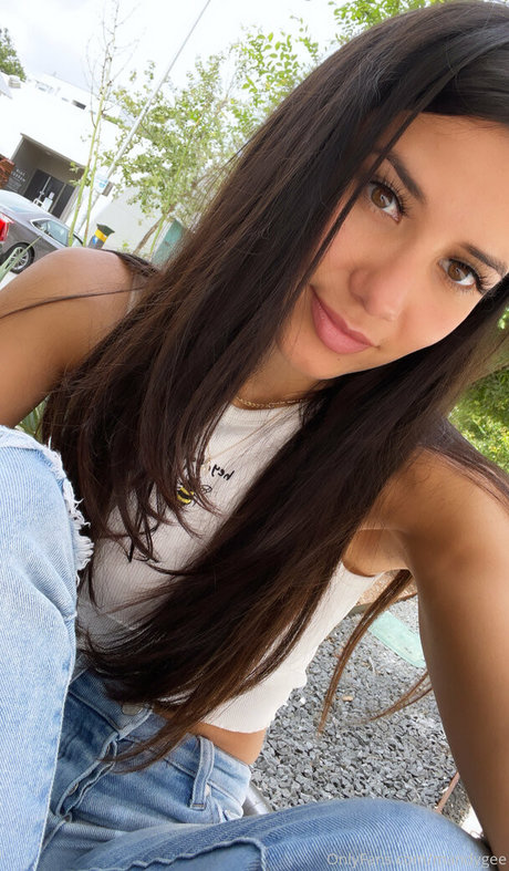 maandymore ヌードのポルノスター ギャラリー