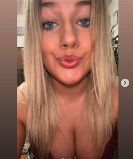 Mackenzie Spohn ポルノスター 可愛い 写真