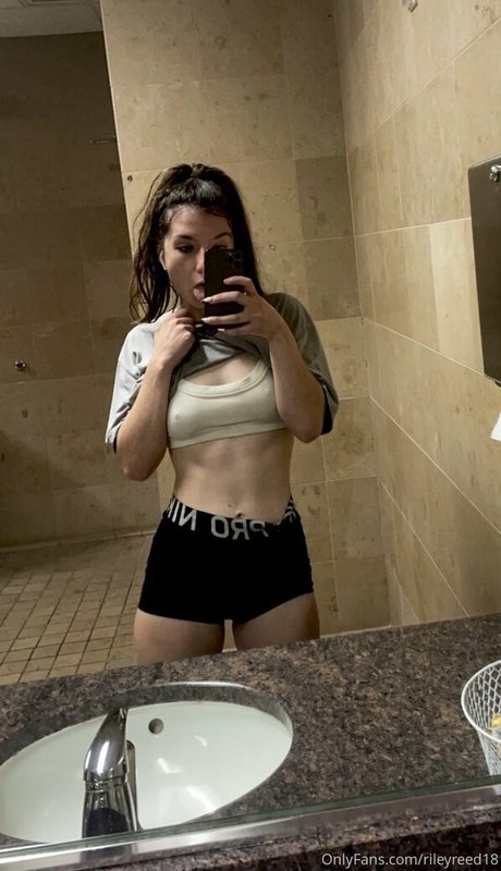 2024年のトップOnlyFans ポルノ 画像