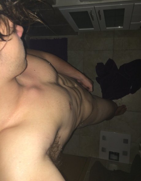 アジア人の巨乳オンリーファンズ アートヌード アーカイブ