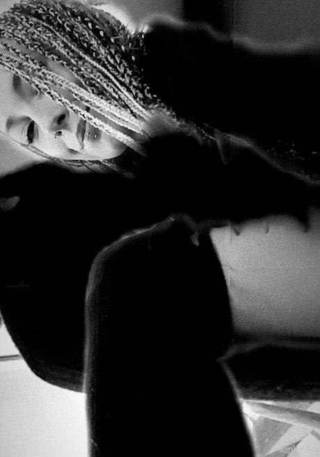 熟女メガネOnlyFans アート裸 写真