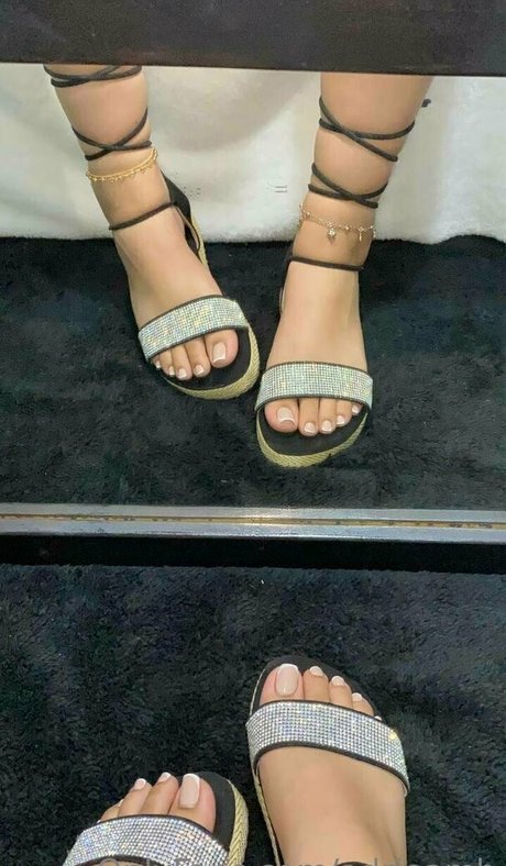 小柄な妻OnlyFans エロチック 画像