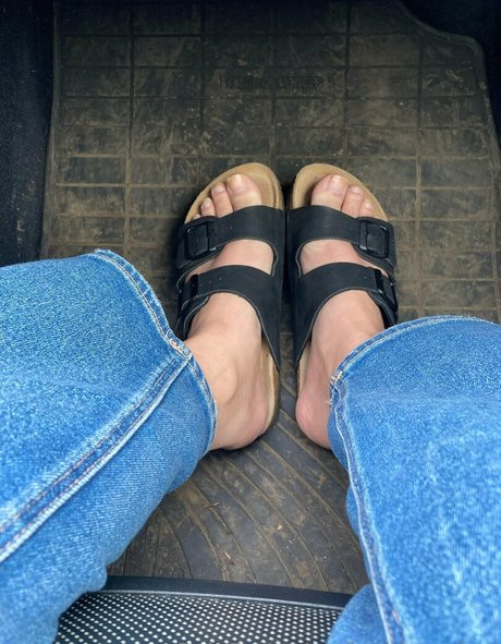 ヌード教師オンリーファンズ エロチック 画像