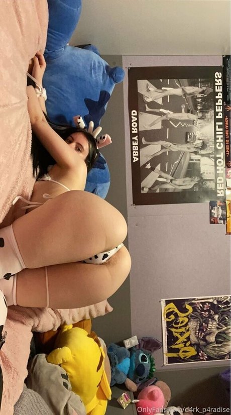 Courtney D4rkpurple ポルノスター アダルト 画像