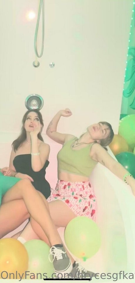 brycesgfkatya ポルノスター xxx 写真