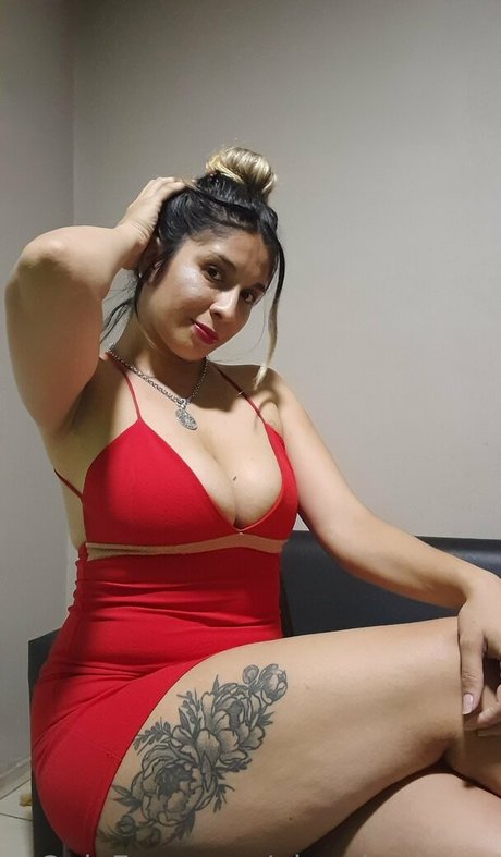 ボディビルダーカップルOnlyFans ホットセクシー 写真