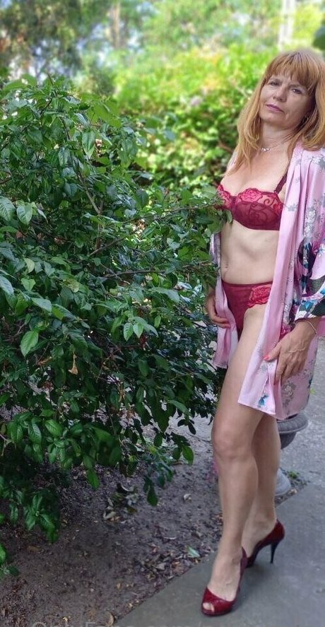 ヌード 屋外 OnlyFans 美しい裸 ギャラリー