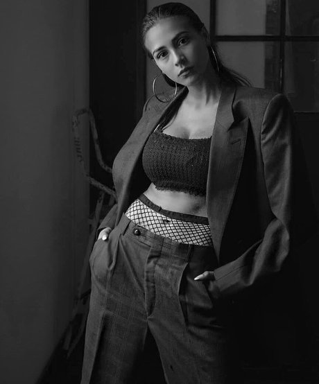 Daniela Derly 高品質のポルノスター 写真