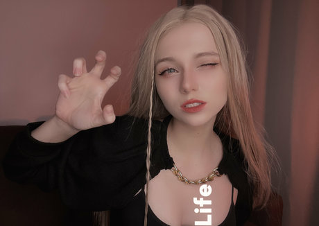 Rachel Blossom エロティックなスター 写真