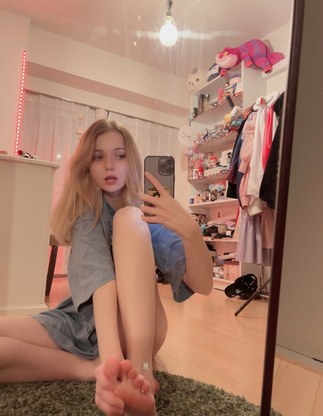 Rachel Blossom XXXモデル ギャラリー