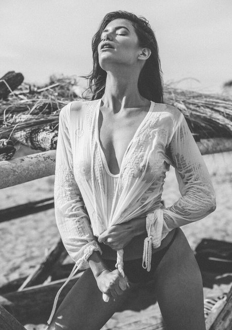 Lauren Marie Young ホットモデル 画像