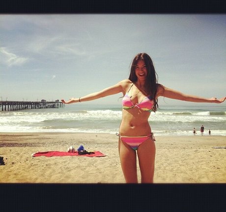 Lauren Marie Young ホットなモデル 画像