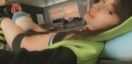 太ったティーンのオンリーファンズ ホットポルノ 写真