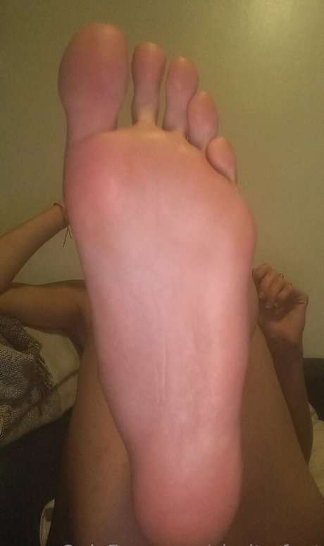 clarita feet xxx女優 ギャラリー