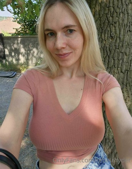 2024年のトップOnlyFans セックス 写真