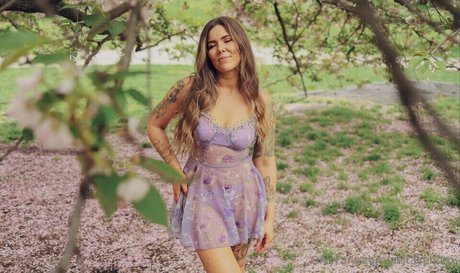 バブルバットオンリーファン セクシー裸 写真