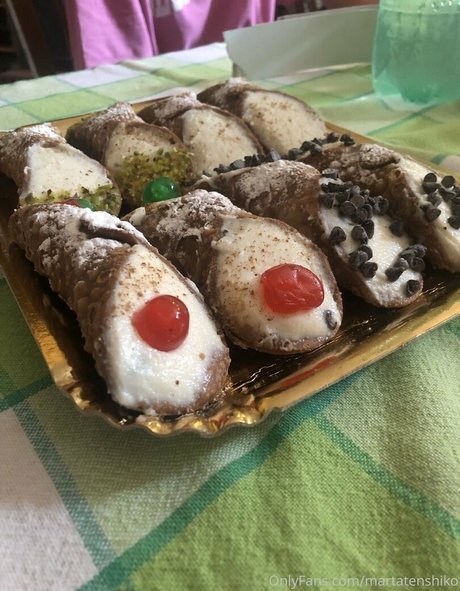 martatenshiko エロティックなポルノスター 写真