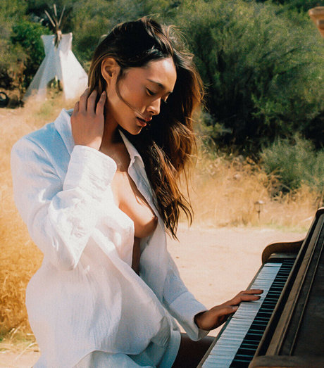 Jarah Mariano ヌードのポルノスター 画像