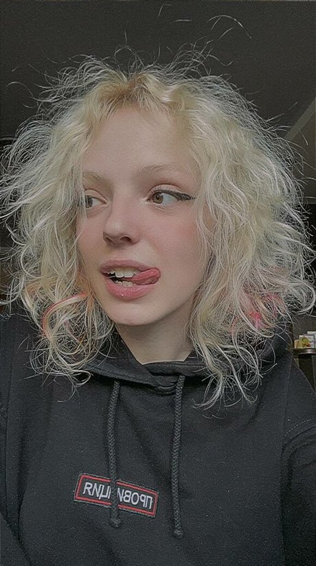 アジアンゴス オンリーファンズ ヌード 写真