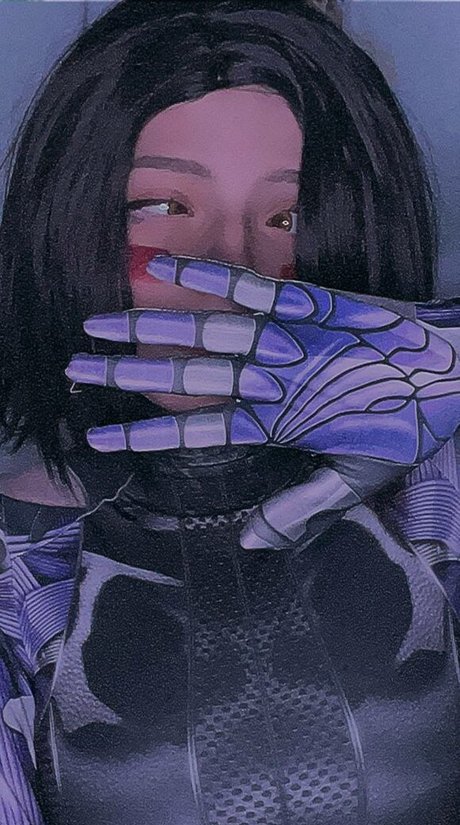 ミニドレス OnlyFans ヌード 画像