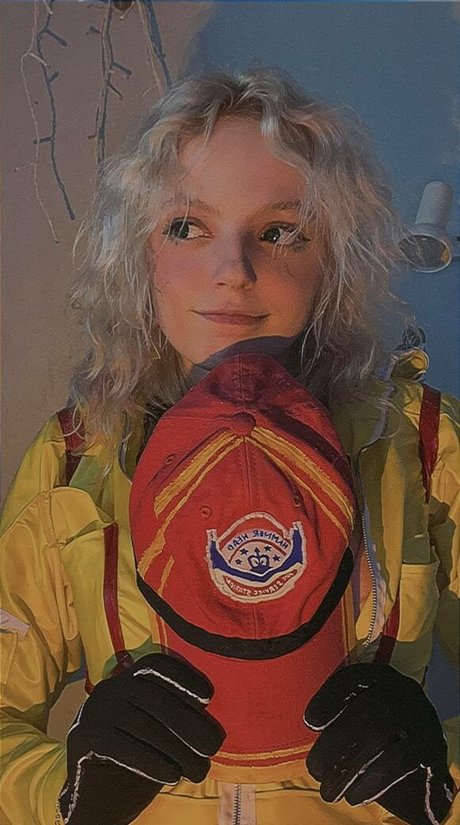 ティーンウェブカメラOnlyFans アートポルノ 画像