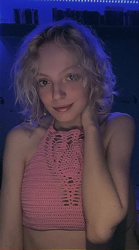 痩せたティーンのオンリーファンズ 限定 画像