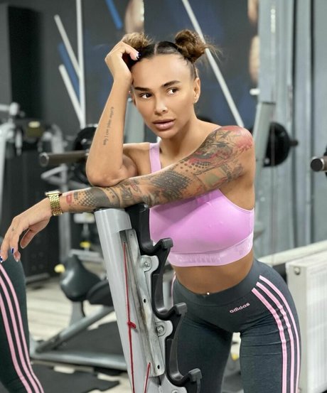 黒猫のOnlyFans ポルノ アーカイブ