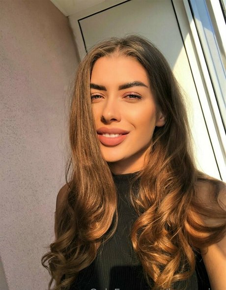 黒人フェムボーイオンリーファンズ 素敵 写真