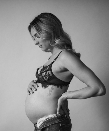 ぽっちゃり 主観視点 OnlyFans 無料xxx 写真