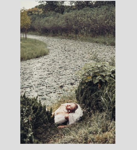 azhua ヌードモデル ギャラリー