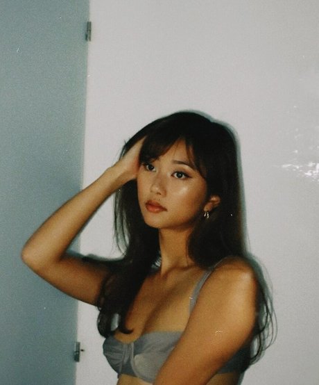 オンリーファンズでのセクスティング ホットセクシー 画像