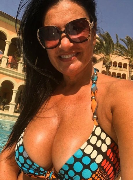 Angela Cavagna ヌード女優 画像