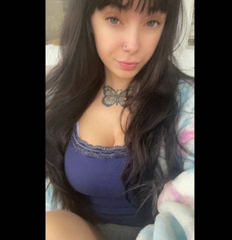 Brina Baby アダルトスター 写真