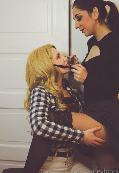 honeyhippi アートモデル 写真